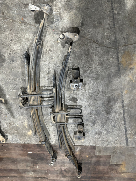 2024 FORD F350 REAR LEFT RIGHT LEAF SPRINGS W/SPACERS OEM HC3C5A975NH HC3C 5A975