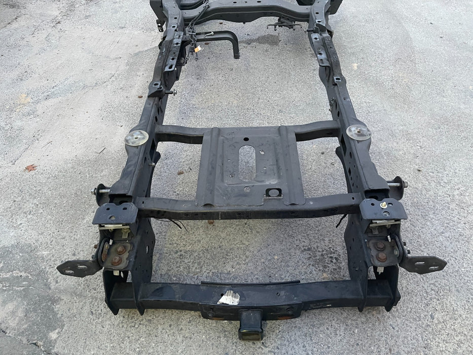 2017 2018 2019 FORD F250 F350 CREW CAB DIESEL 4X4 SHORT BED FRAME 160" WB