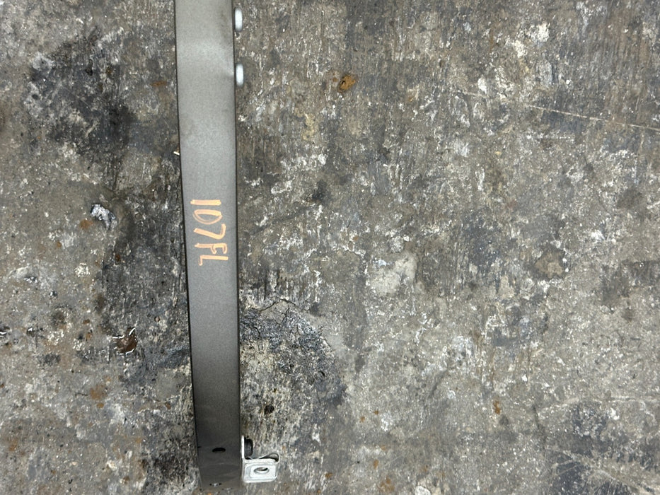 2014 AUDI R8 FRONT LEFT FENDER RADIATOR SUPPORT STRUCTURE MOUNT BRACKET OEM