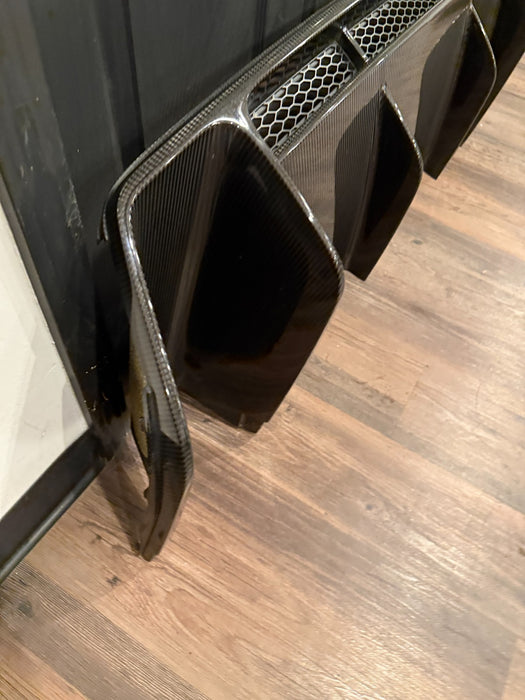 2017 2018 AUDI R8 CARBON FIBER REAR DIFFUSER OEM GENUINE 4S0807521D