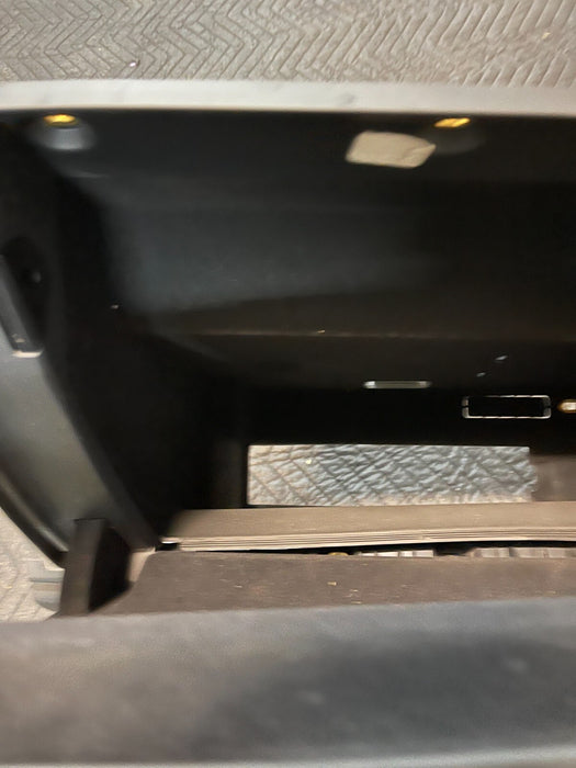 2017 AUDI R8 V10 PASSENGER SIDE GLOVE BOX ASSEMBLY *LEATHER DENTS*