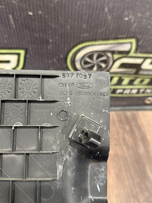 2017-2019 FORD F250 F350 F450 FRONT RIGHT KICK PANEL FUSE BOX COVER OEM *FLAWS*