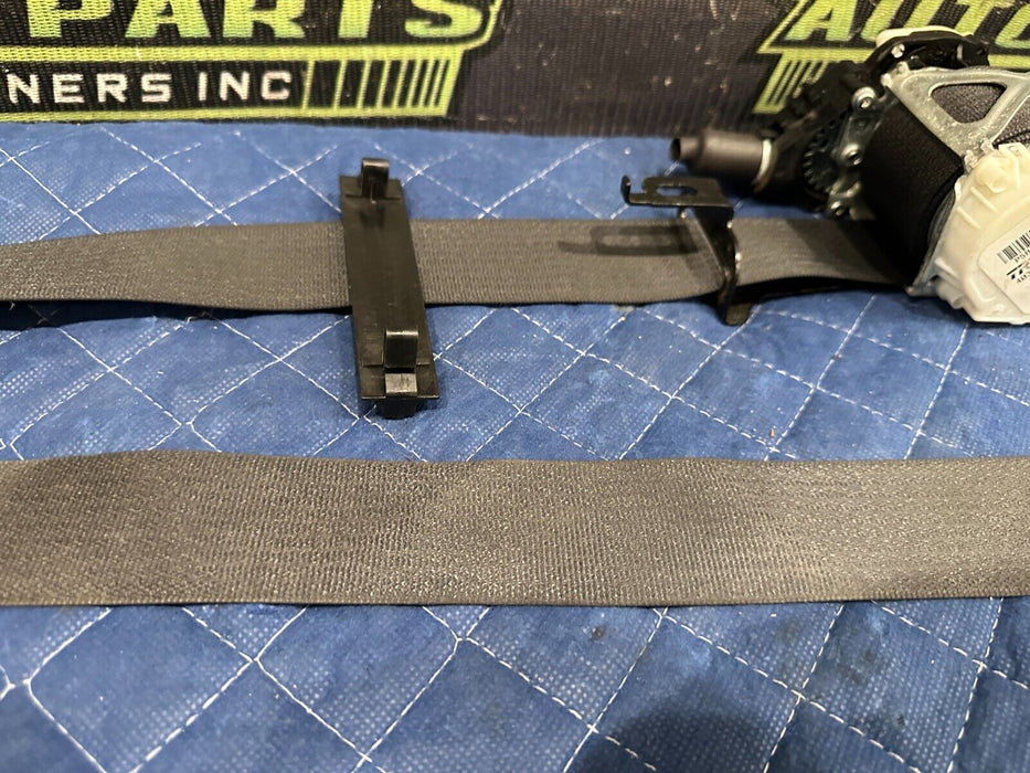 2017 RAM 3500 LARAMIE FRONT DRIVER LEFT SEAT BELT RETRACTOR BLACK OEM