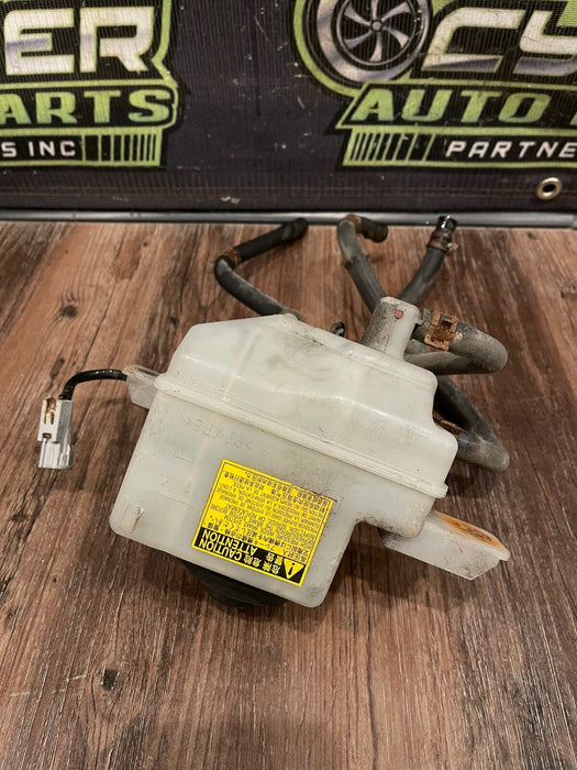 2014 TOYOTA PRIUS V BRAKE FLUID MASTER CYLINDER RESERVOIR TANK W/ LINE HOSES OEM