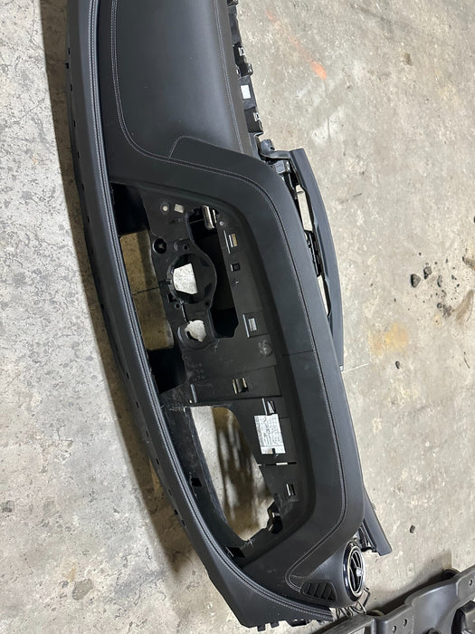 2017-2019 MERCEDES-BENZ E63S AMG W213 DASHBOARD DASH PANEL 213-680-45-04-64-7C70