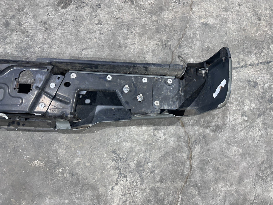 2017 2019 FORD F250 REAR BUMPER ASSEMBLY OEM (READ/SLIGHT SCUFFS SCRATCHES)