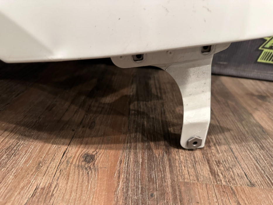 2017-2018 AUDI R8 SPYDER REAR PASSENGER QUARTER PANEL METALLIC WHITE *DAMAGE*