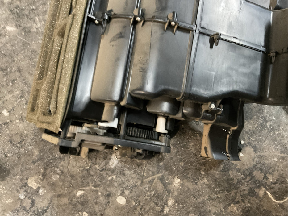 2020 2021 FORD F250 F350 DIESEL 6.7L HEATER CORE BOX HVAC OEM LC3H-19B555