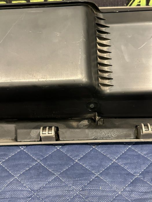 2020 2021 2022 FORD F250 F350 F450 XLT GLOVE BOX COMPARTMENT OEM