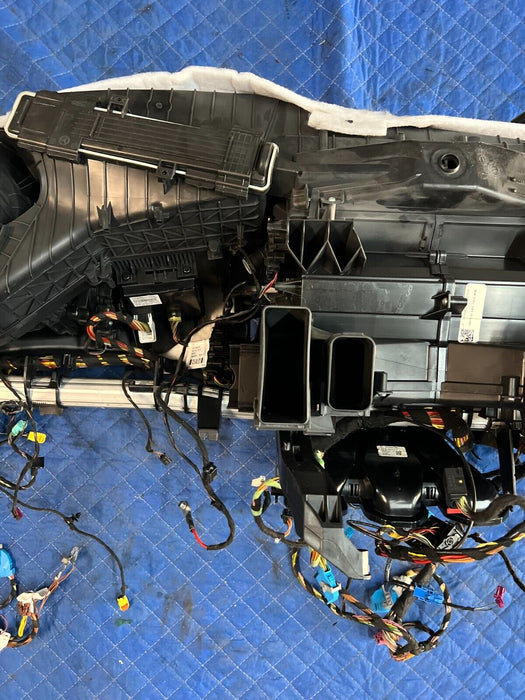 2015 MERCEDES-BENZ C63S AMG HVAC HEATER CORE FRAME W/ WIRING HARNESSES OEM