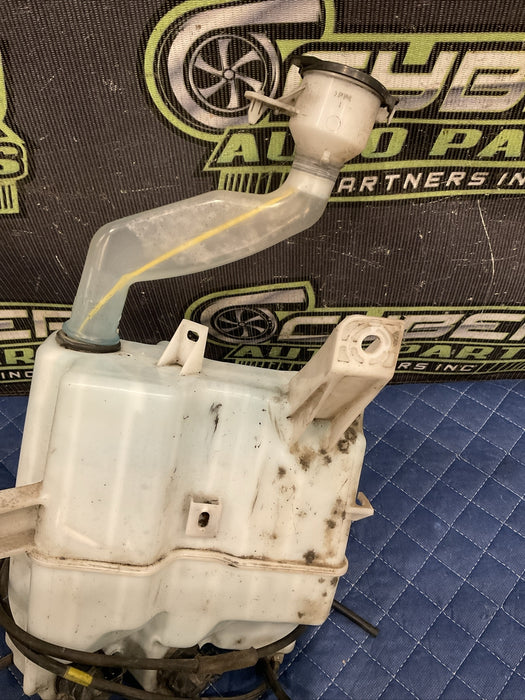 2014 TOYOTA PRIUS V WINDSHIELD WASHER TANK RESERVOIR W/NOZZLE 060851-317 OEM