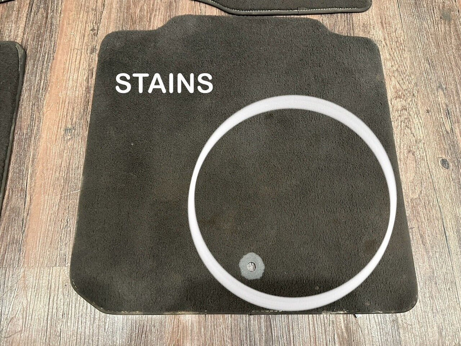 2020 LINCOLN NAVIGATOR FRONT REAR FLOOR MAT SET OEM *STAINS/WEAR/READ*