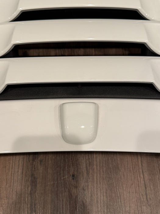 2014 PORSCHE 911 TURBO S 991 WHITE REAR DECK LID ENGINE VENT PANEL OEM