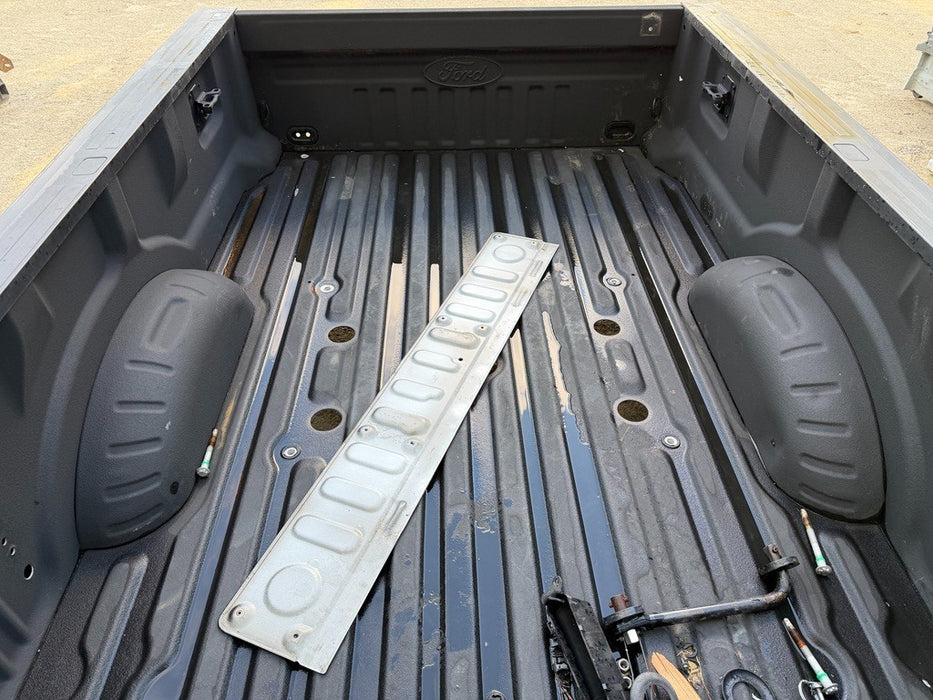2020 2021 2022 FORD F350 F450 DUALLY DRW STAR WHITE (AZ) 8' BED ASSEMBLY