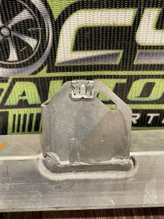 2017-18 AUDI R8 PLUS REAR RIGHT BRACE SUPPORT BRACKET OEM 4S8 814 202 B