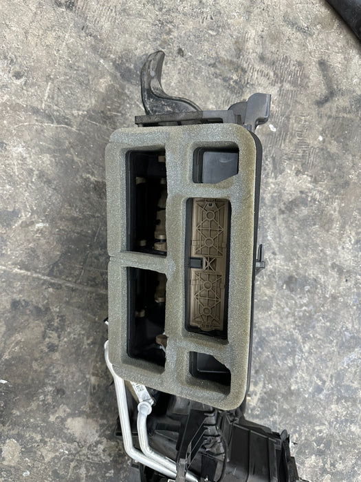 2023 2024 FORD F350 F250 DIESEL 6.7L HEATER CORE BOX HVAC OEM PC3H-19B555-SG