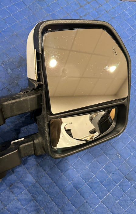 2017-2022 FORD F250 F350 F450 PASSENGER RIGHT TOW MIRROR BLISS OEM ~DAMAGE~