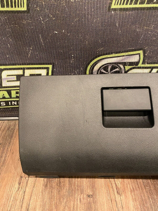 2017 DODGE RAM 2500 3500 LIMITED GLOVE BOX STORAGE COMPARTMENT OEM *SCUFFS/READ*