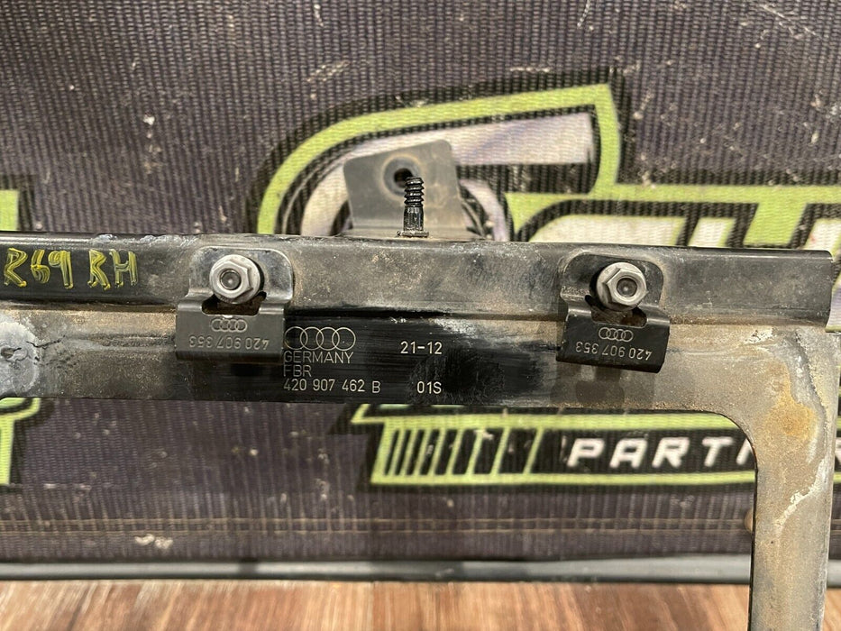 2012 AUDI R8 ECM ECU PCM RIGHT LOWER BRACKET MOUNT OEM 420 907 462 B