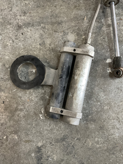 2018 FORD F350 FRONT AFTERMARKET STRYKER 4 INCH SHOCK STRUT W/ DUAL RESERVOIR