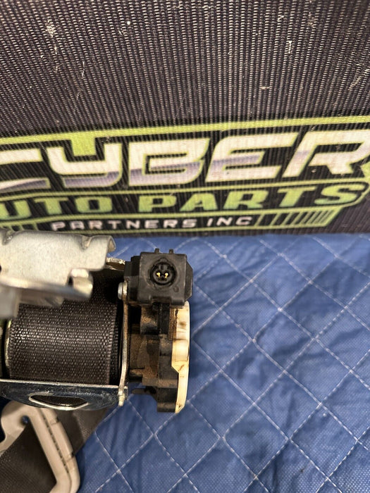 2017 RAM 2500 LARAMIE FRONT PASSENGER RIGHT SEAT BELT RETRACTOR OEM