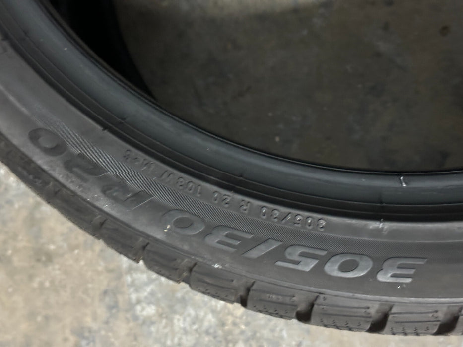 PIRELLI WINTER SOTTOZERO 3 TIRES SET (4) 245/30R20 90W 305/30R20 (MFR DATE 4716)