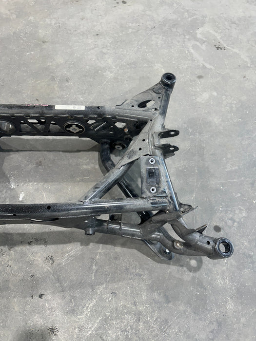 2024 BMW M3 M4 G80 G82 REAR AXLE SUBFRAME CROSSMEMBER COMPLETE OEM 8746172