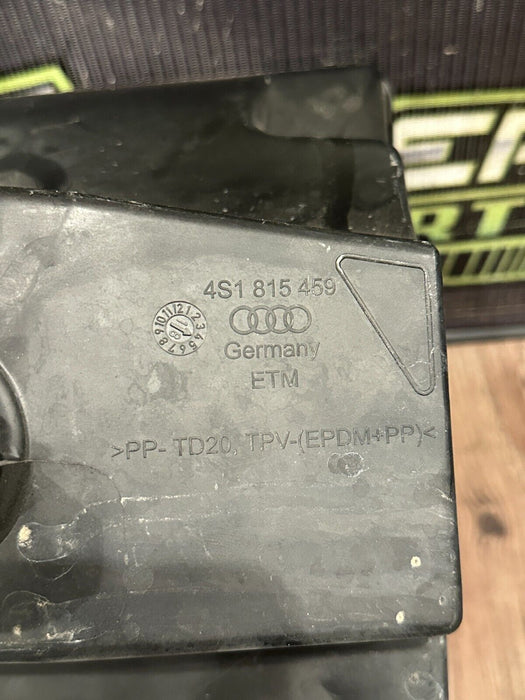 2017-18 AUDI R8 OUTLET INTAKE AIR DUCT MANIFOLD OEM 4S1 815 459