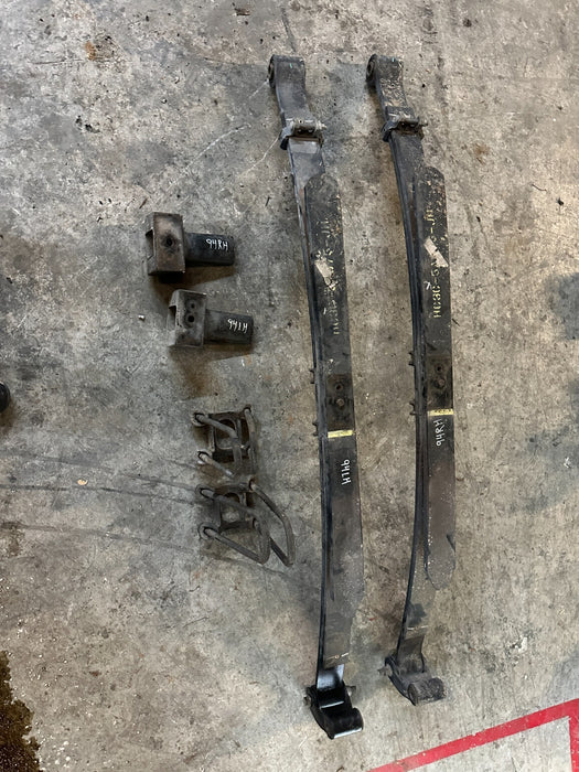 2018 FORD F250 REAR LEFT RIGHT LEAF SPRINGS SET OEM HC3C5A975 HC3C 5A975