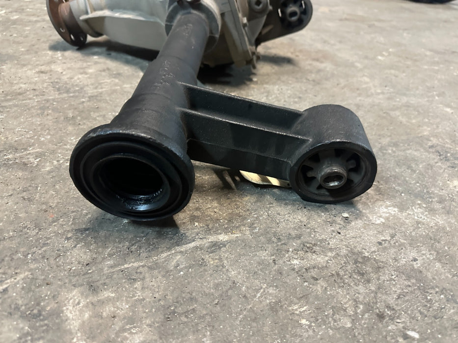 2016-2019 NISSAN TITAN XD 5.0 CUMMINS DIESEL FRONT DIFFERENTIAL AXLE CARRIER OEM