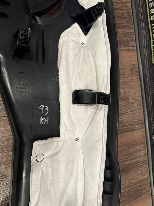 2017-2019 FORD F250 F350 PLATINUM PASSENGER RIGHT C PILLAR TRIM OEM