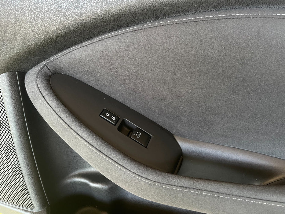 2016 NISSAN 370Z ~CONVERTIBLE~ PASSENGER DOOR PANEL COMPLETE 2009-2020