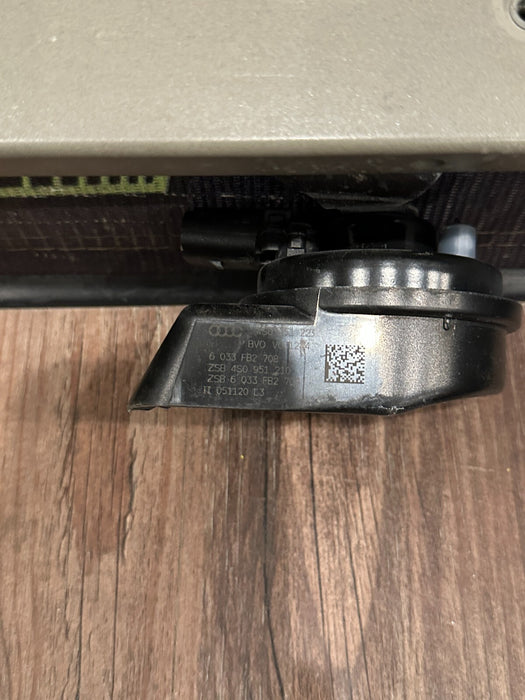 2021 AUDI R8 MOUNTING BRACKET W LEFT RIGHT HORN ASSEMBLY OEM