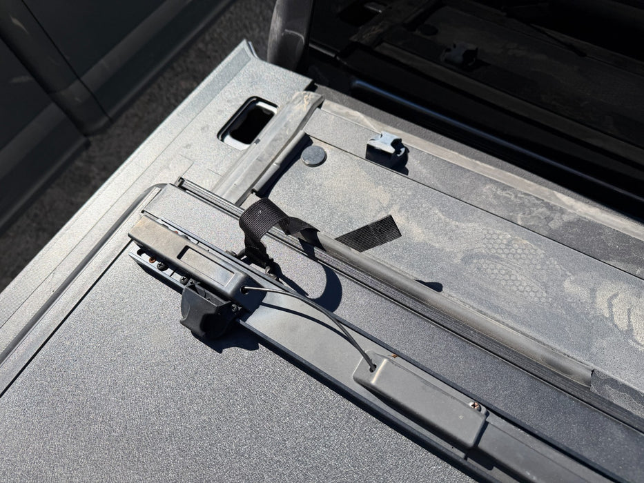 2017-2022 FORD F250 F350 F450 8’ folding bed cover