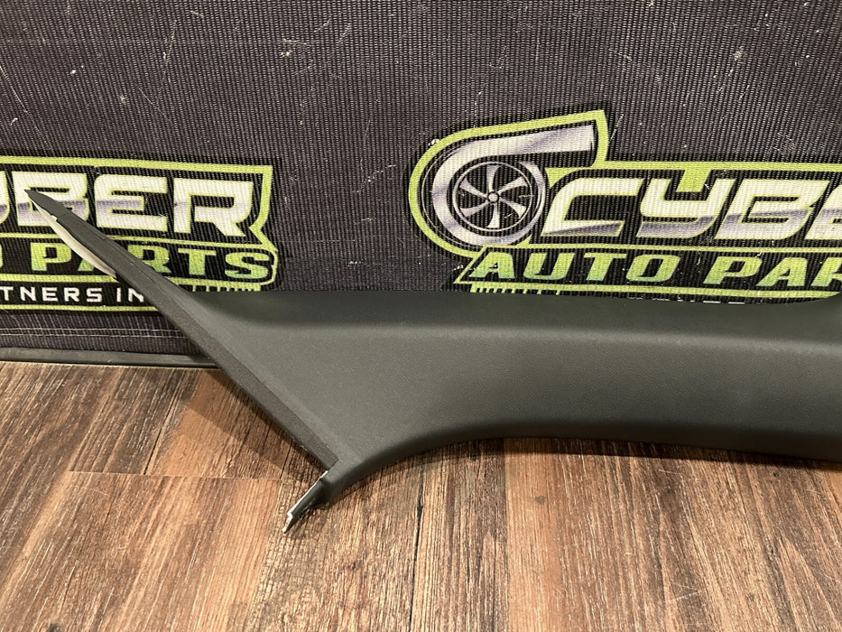 2017-18 AUDI R8 PLUS SPYDER FRONT PASSENGER RIGHT A PILLAR TRIM OEM 4S7 867 234