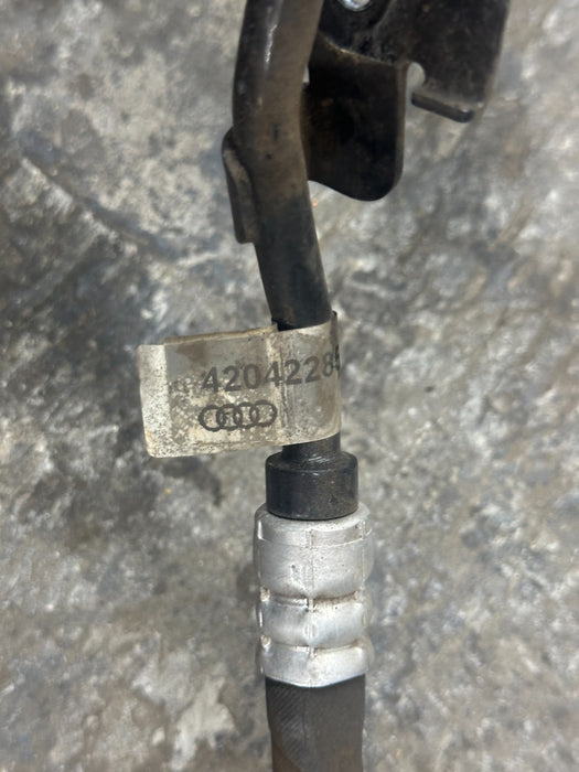 2014 AUDI R8 OEM RETURN PIPE W/ BRAKE VACUUM HOSE 420 611 936 G 420 422 857 T