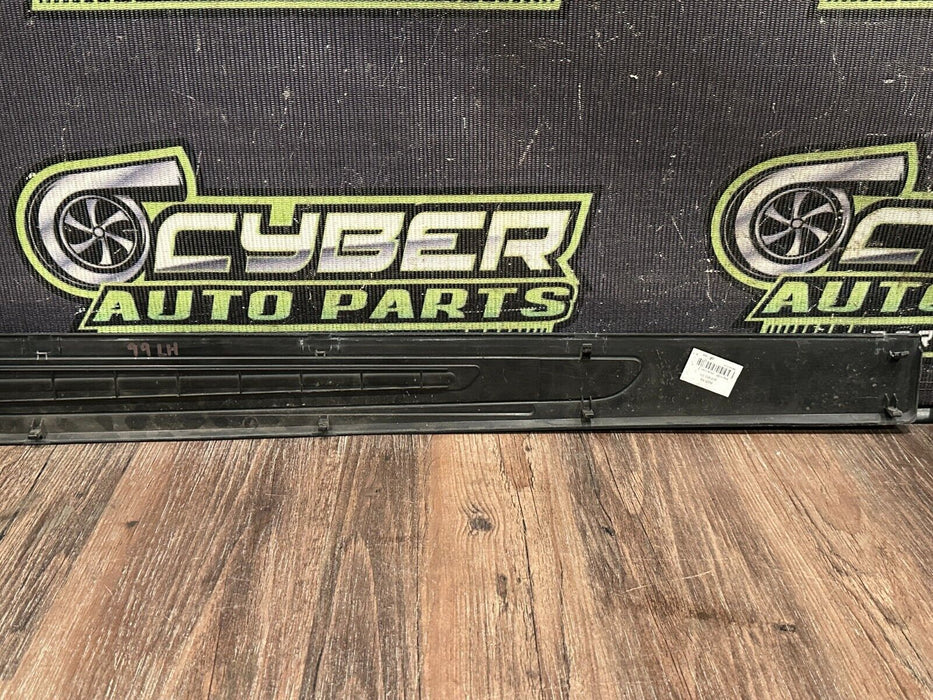 2021 AUDI R8 DRIVER LEFT SILL SCUFF KICK PLATE PANEL TRIM OEM *READ/WEAR 5 & 7*