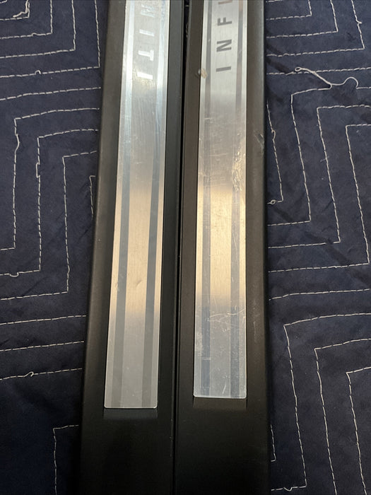 2011 INFINITI G37 SCUFF KICK PLATES LH RH DRIVER PASSENGER SIDE PAIR SET OEM