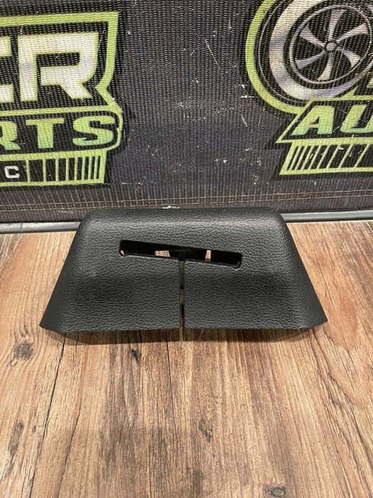 2017-2019 FORD F250 F350 F450 REAR CENTER MIDDLE SEATBELT TRIM PANEL OEM