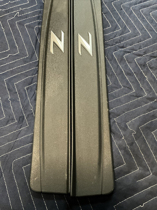 2018 NISSAN 370Z KICK PLATE SET LEFT RIGHT 2009-2020