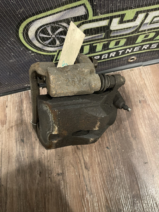 2014 TOYOTA PRIUS V FRONT RIGHT PASSENGER BRAKE CALIPER ASSEMBLY OEM