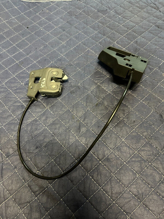 2020 BMW M4 F82 OEM LEFT SEAT FOLD LATCH LEVER 1247050100