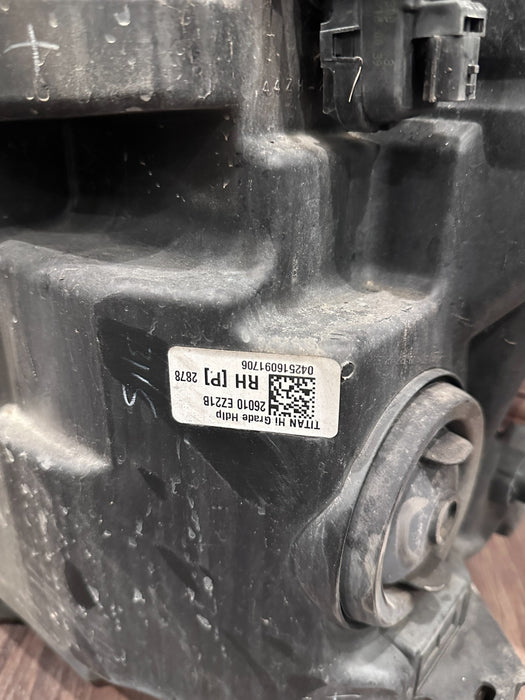 2017 NISSAN TITAN XD PASSENGER RIGHT LED HEADLIGHT OEM *INTERNAL STRESS CRACKS*