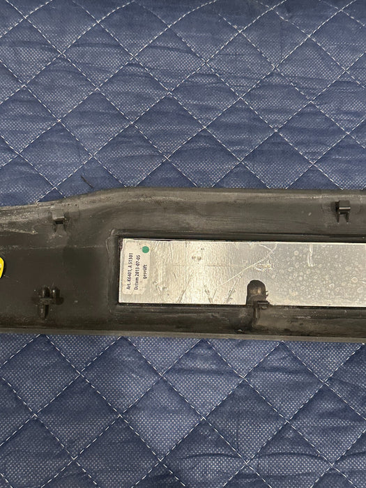 2014 AUDI R8 FRONT LEFT DRIVER ILLUMINATED KICK SCUFF SILL PLATE OEM *BURN*