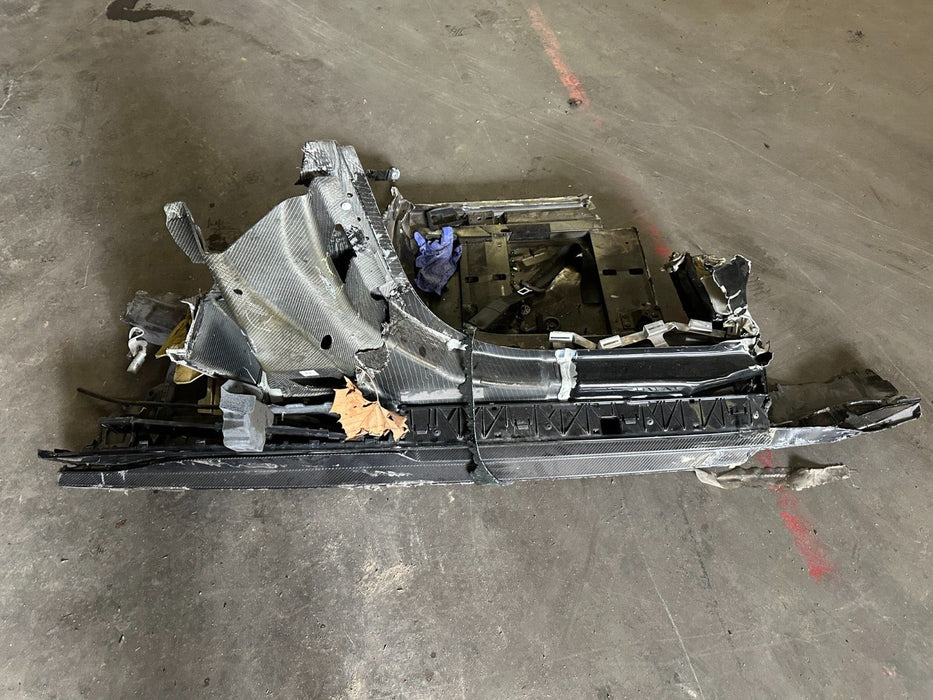 2017-2023 AUDI R8 PASSENGER FLOOR PAN B PILLAR CARBON STRUCTURE SECTION