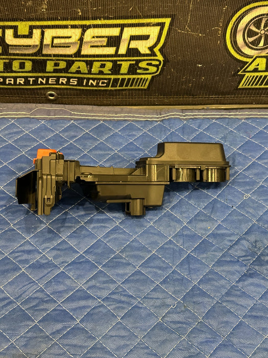 2024 BMW M3 M4 G80 G82 RED POSITIVE BATTERY TERMINAL OEM 6842529