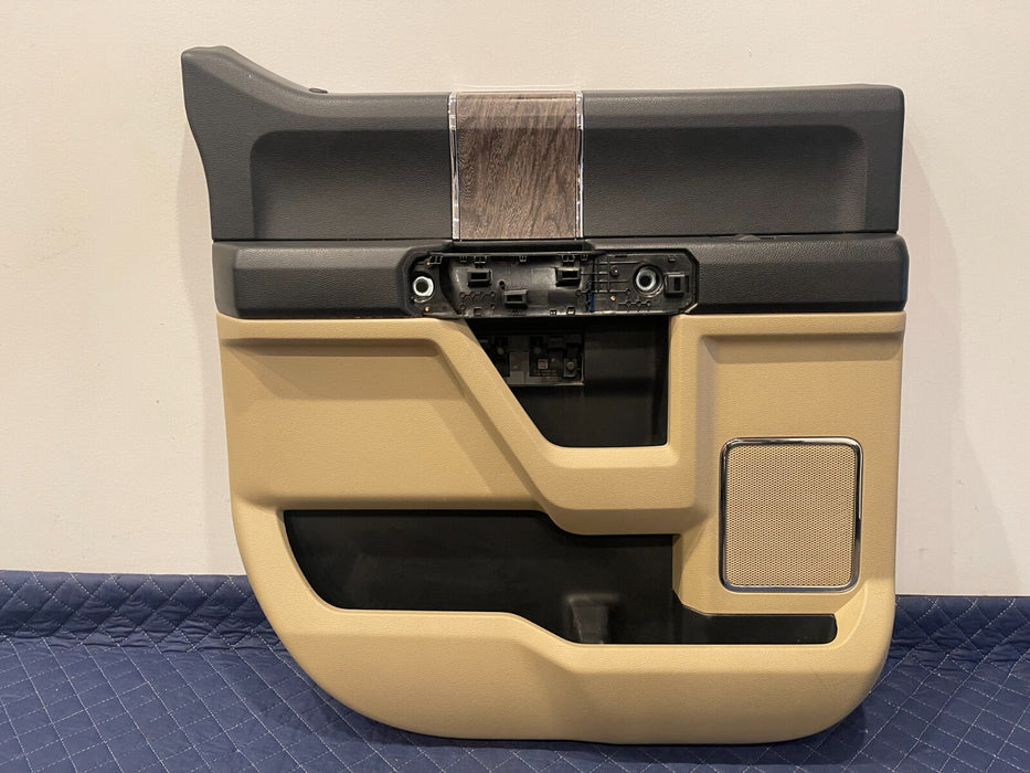 2017-2019 FORD F250 F350 F450 LARIAT TAN REAR LEFT  DOOR PANEL OEM *NO HANDLE