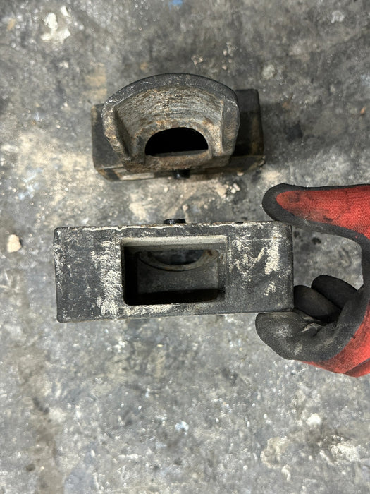 2020 FORD F350 LEFT & RIGHT SUSPENSION SPRING SPACER PAIR OEM