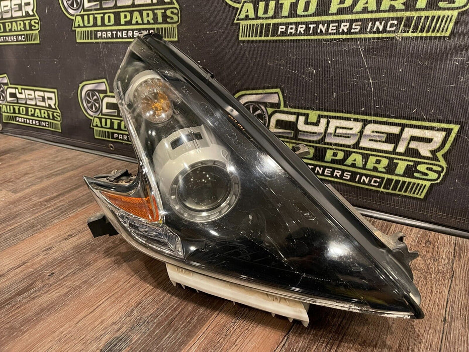 2018 NISSAN 370Z NISMO FRONT RIGHT BLACK HOUSING HEADLIGHT OEM SLIGHT SUN DAMAGE