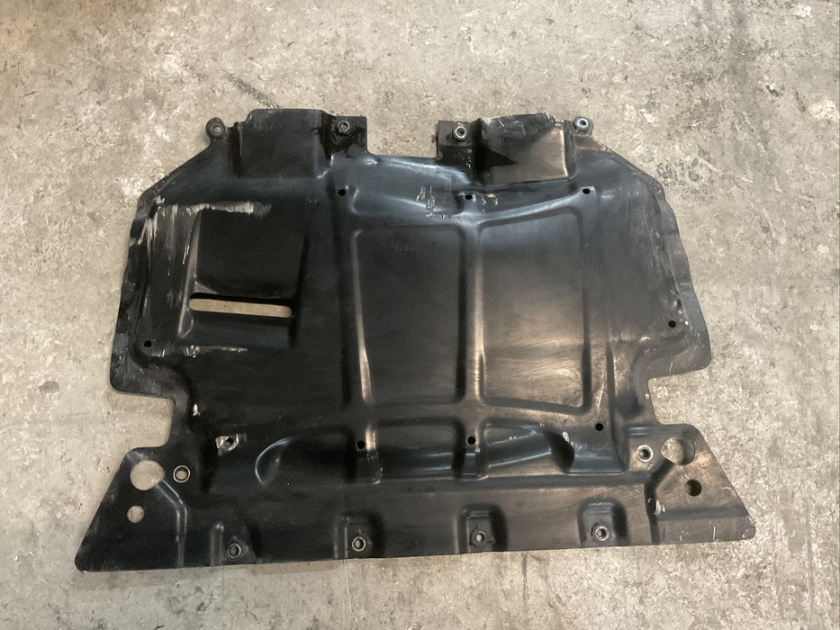 2019 MERCEDES-BENZ E63S AMG FRONT RADIATOR SUPPORT SPASH SHIELD~MINOR WEARS~ OEM